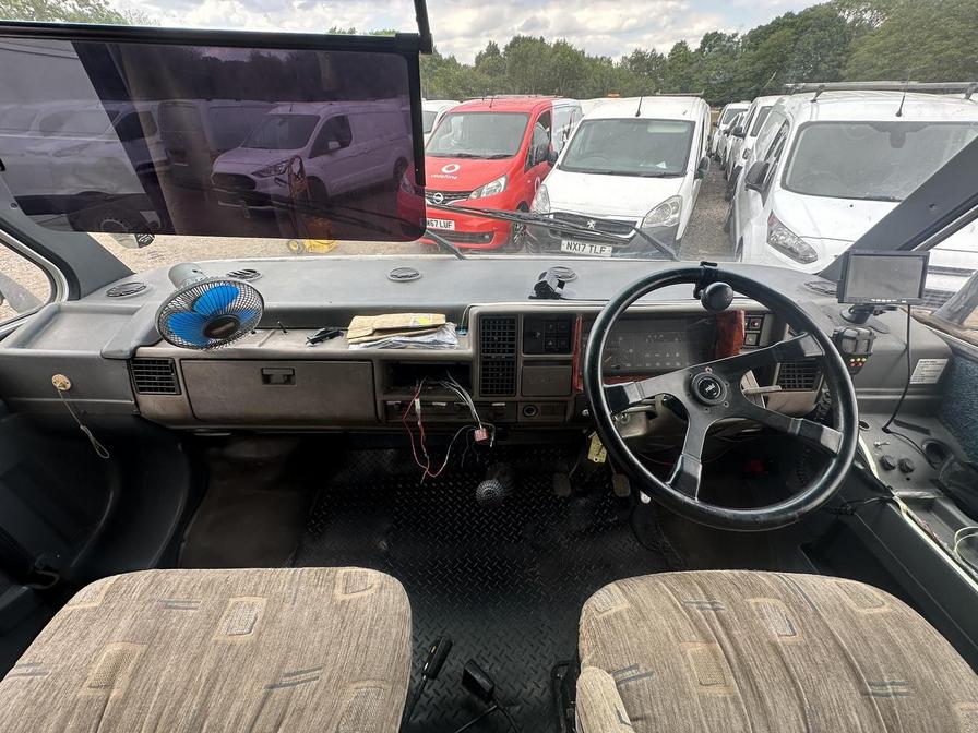 1990 Talbot Express – Model: Express 1500 P – H929YYW