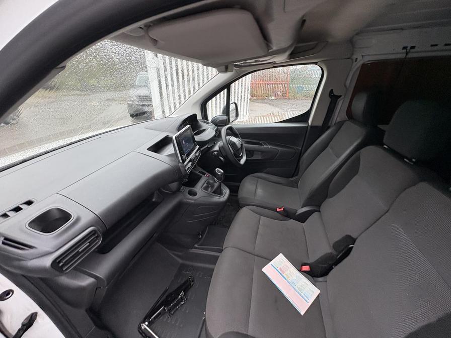 2020 Peugeot Partner – Model: Partner Professional L1 Blue HDi – SG20KFL
