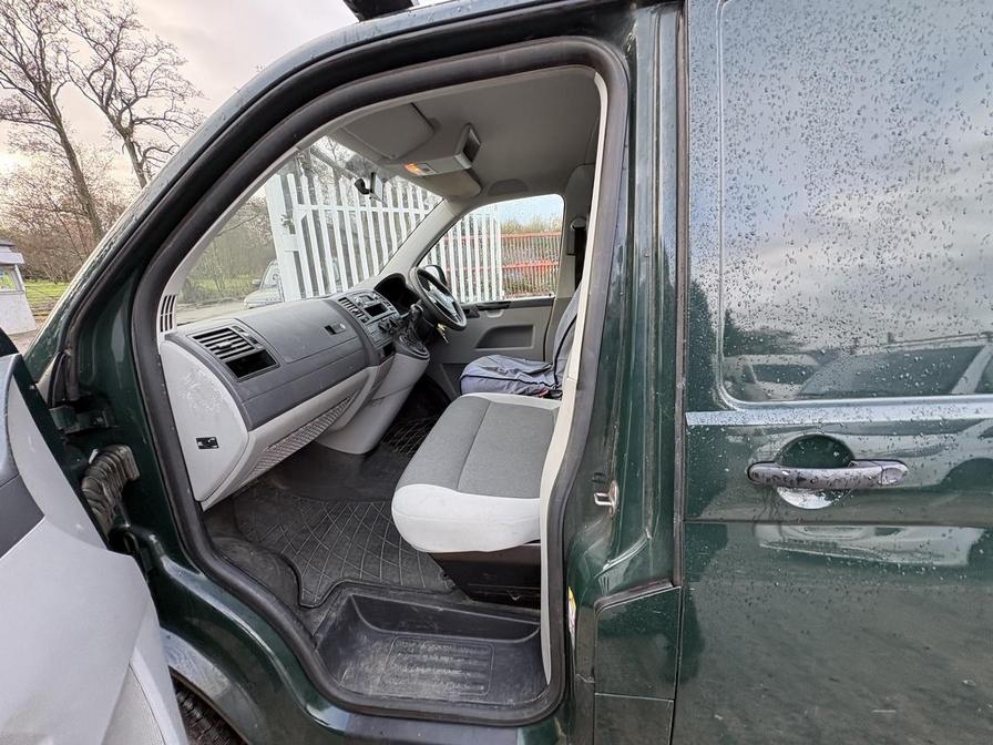 2015 Volkswagen Transporter – Model: Transporter T30 Startline TDI Auto – RJ15MXX