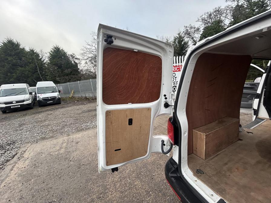 2022 Volkswagen Transporter – Model: Transporter T28 StartLine TDI – KS22EWH