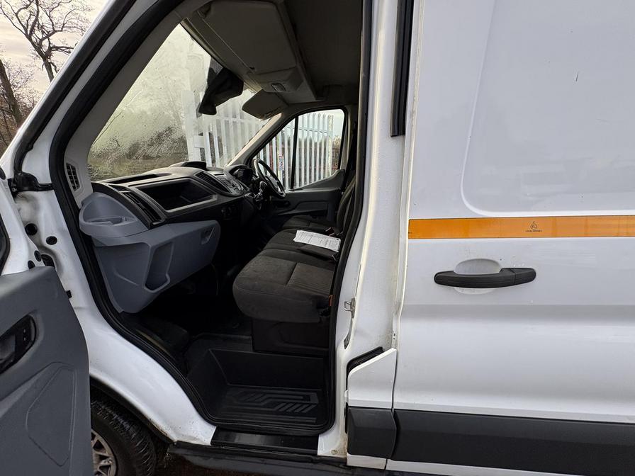 2015 Ford Transit – Model: Transit 350 Trend – YT65NMZ