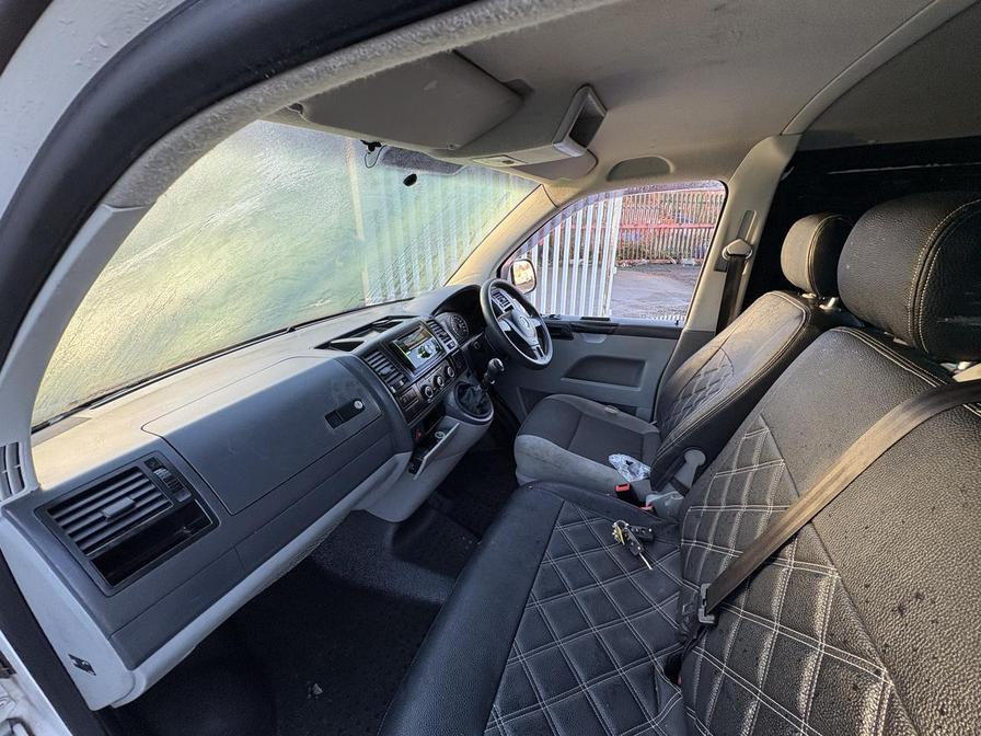 2014 Volkswagen Transporter – Model: Transporter T32 Startline TDI BlueMotion Technology – AK14WUG