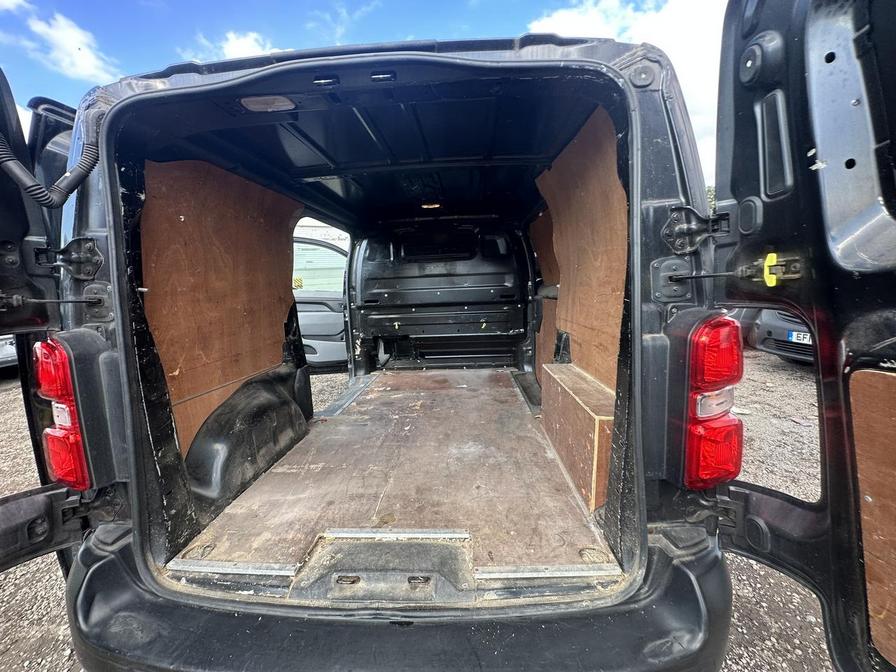 2017 Citroen Dispatch – Model: Dispatch 1000 Enterprise Blue HDi – PO17ZLX