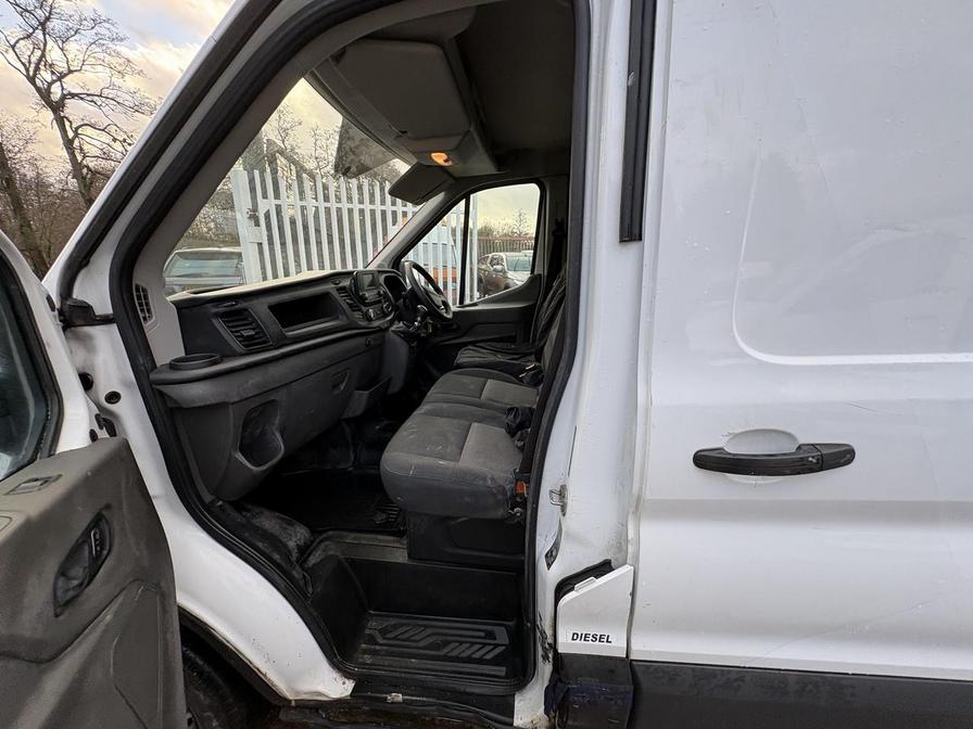 2020 Ford Transit – Model: Transit 290 Leader EcoBlue – ML70XUT