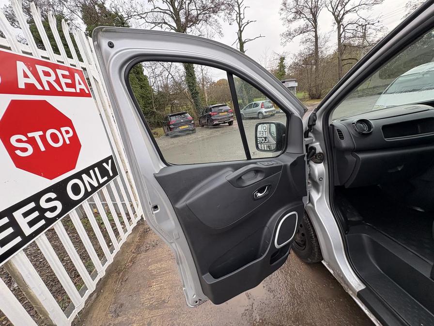 2014 Vauxhall Vivaro – Model: Vivaro  2700 Sportive CDTI – FP64WPW