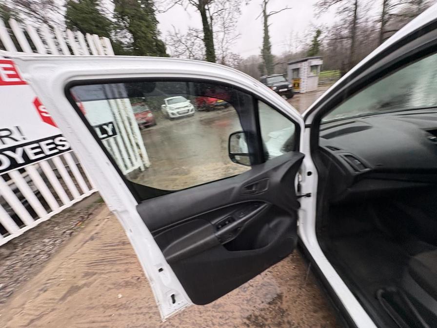 2014 Ford Transit Connect – Model: Transit Connect 220 – VK14XNS