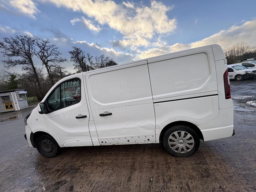 2017 Vauxhall Vivaro – Model: Vivaro 2700 Sport CDTi BT S/S – FP67ONU