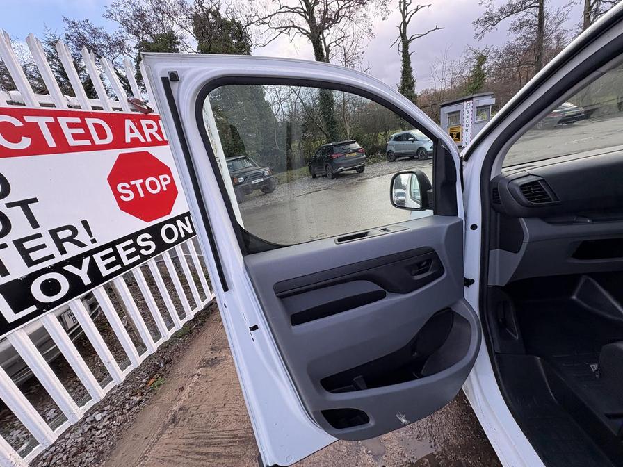 2019 Citroen Dispatch – Model: Dispatch 1400 Enterprise Blue HDi S/S – NG19GFO