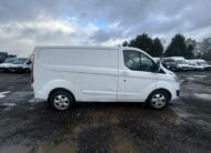 2017 Ford Transit Custom – Model: Transit Custom 270 Limited – PN67WWX