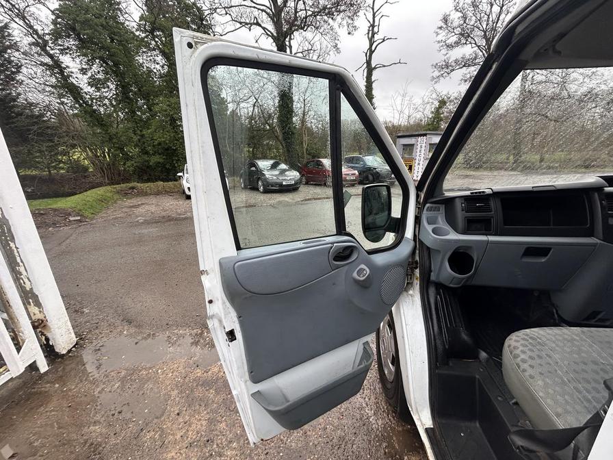 2013 Ford Transit – Model: Transit 125 T350 RWD – DX63PZL