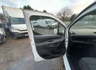 2021 Vauxhall Combo – Model: Combo 2000 Griffin Edition TD – LV71TKJ