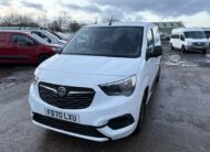 2020 Vauxhall Combo – Model: Combo 2300 SportIVE TD S/S – FD70LXU