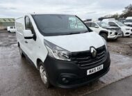 2015 Renault Trafic – Model: Trafic SL27 Sport DCI – MA15XAX