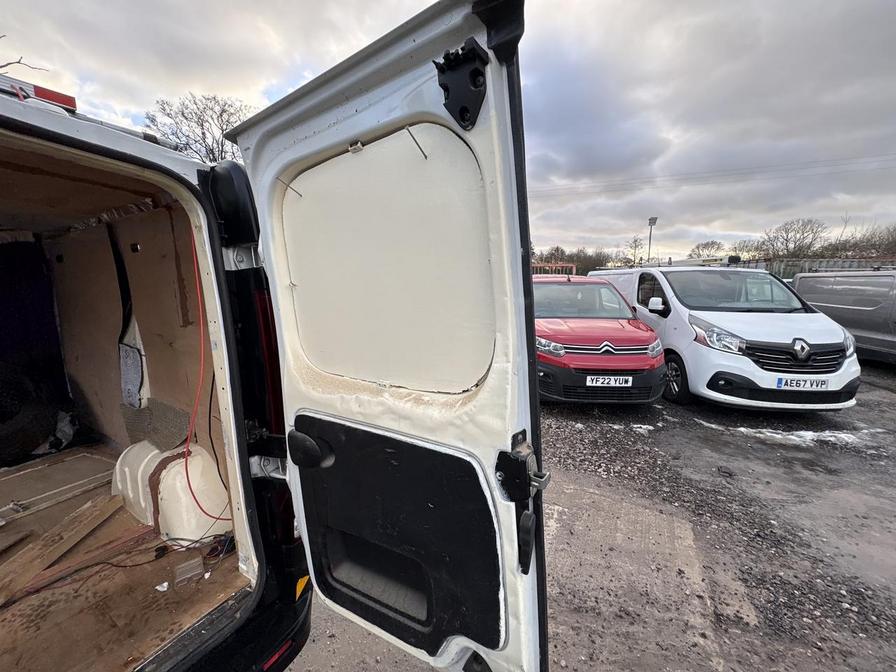 2019 Renault Trafic – Model: Trafic SL27 Business Energy dCi – R121ACT