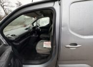 2020 Vauxhall Combo – Model: Combo 2000 LE Nav S/S – VE70AYH/M11AJL