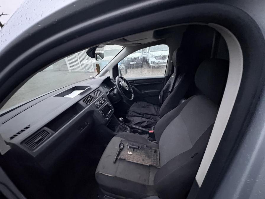 2016 Volkswagen Caddy MaxI – Model: Caddy Maxi C20 Highline TDI – GL66HYF