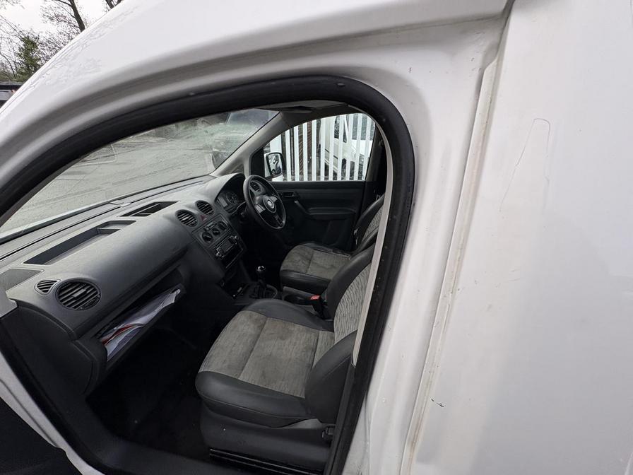 2011 Volkswagen Caddy MaxI – Model: Caddy Maxi C20 TDI – PK11PYU