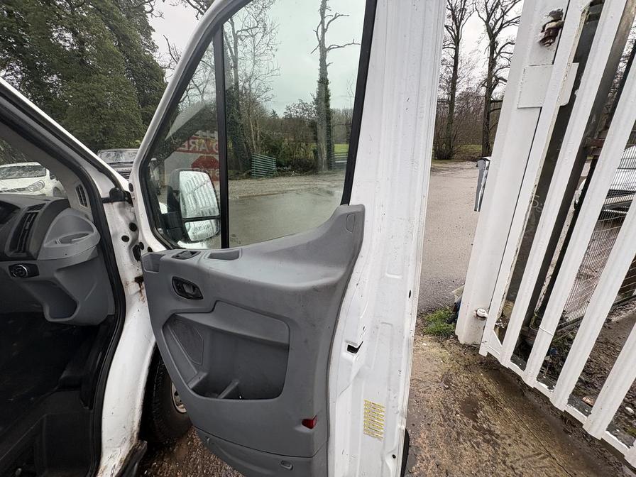 2016 Ford Transit – Model: Transit 350 – YS16GJY