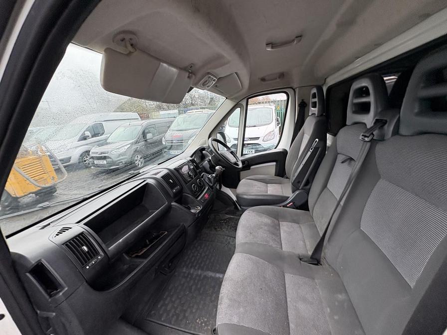 2014 Peugeot Boxer – Model: Boxer 335 L3 HDi – YN14FZD