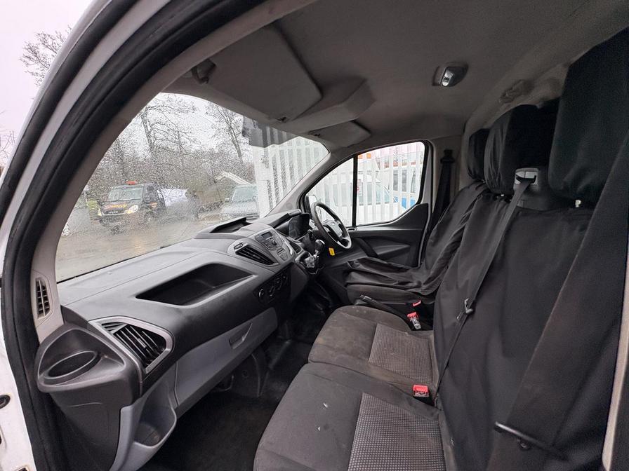 2014 Ford Transit Custom – Model: Transit Custom 270 E-Tech – BK64OVE