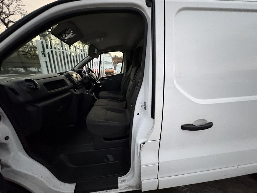 2016 Vauxhall Vivaro – Model: Vivaro  2900 Sportive CDTi – DU66LAO