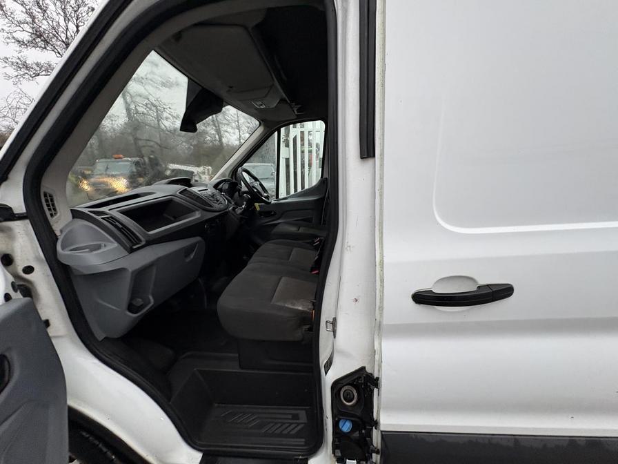 2017 Ford Transit – Model: Transit 350 – KT66BUV