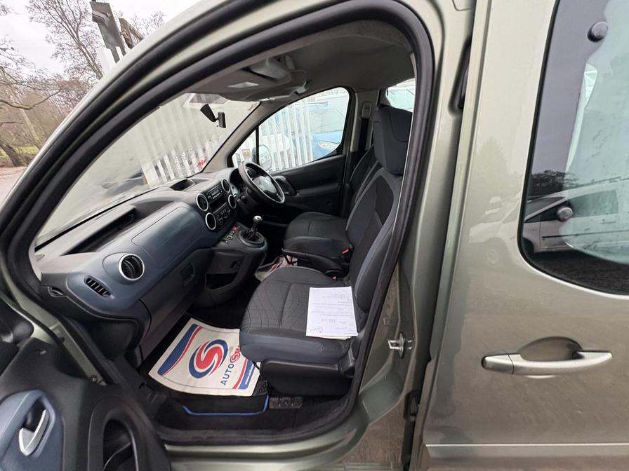 2008 Peugeot Partner Tepee – Model: Partner Tepee S HDi 75 – WN58EOB