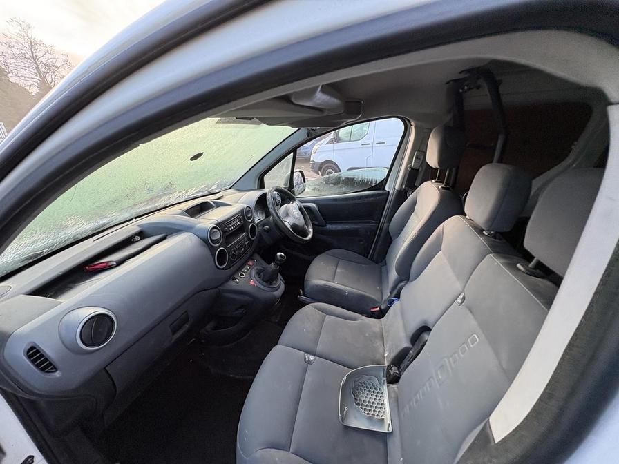 2013 Citroen Berlingo – Model: Berlingo 625 LX HDi – LG63UHF