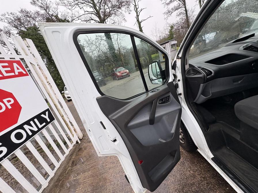 2014 Ford Transit Custom – Model: Transit Custom 270 E-Tech – BK64OVE