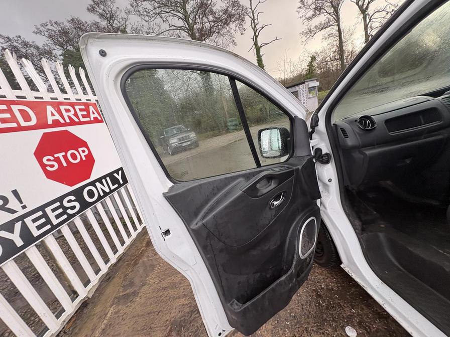 2018 Vauxhall Vivaro – Model: Vivaro  2900 Sportive CDTi – DY68XSX