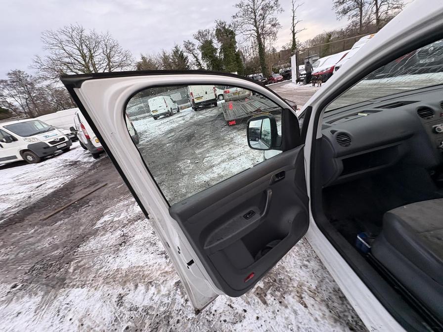 2011 Volkswagen Caddy – Model: Caddy C20 BlueMotion TDI 102 – PE61XYJ