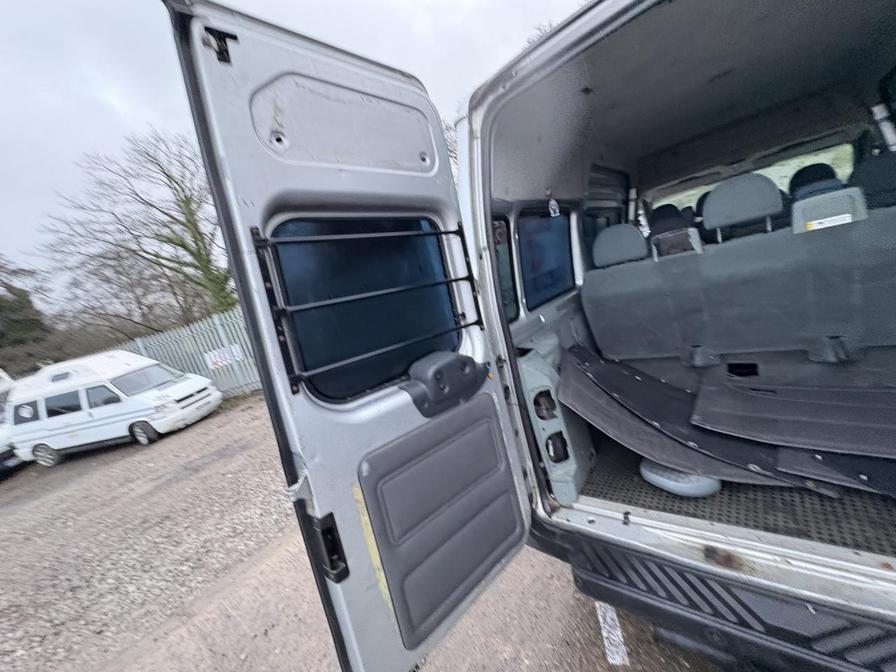 2009 Ford Transit – Model: Transit 140 T300 MWB FWD – AF59JUY