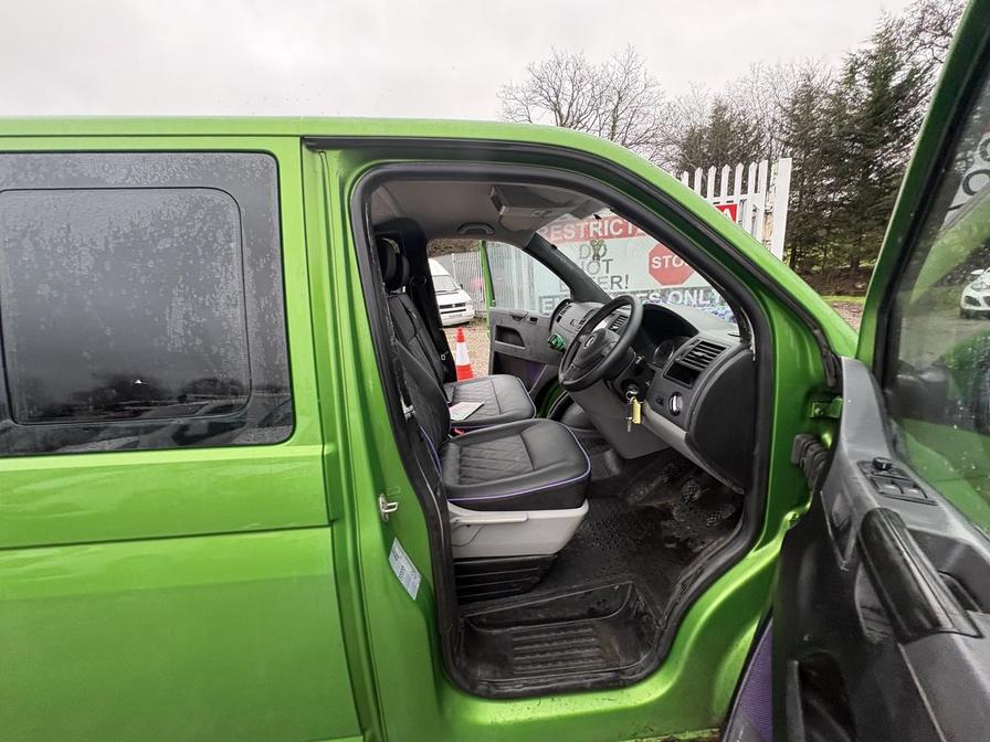 2011 Volkswagen Transporter – Model: Transporter T30 84 TDI SWB – SB11VFA