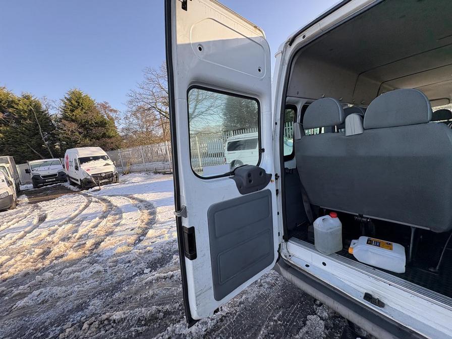 2008 Ford Transit – Model: Transit 100 17-Seat RWD – DK08DNK