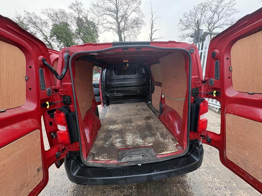 2022 Citroen Dispatch – Model: Dispatch 1000 Enterprise Professional Blue HDi S/S – YE72EYO