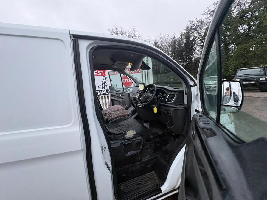 2018 Ford Transit Custom – Model: Transit Custom 300 Limited – CV18OKO