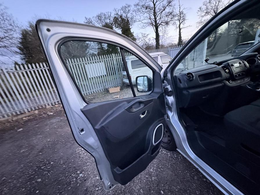 2017 Vauxhall Vivaro – Model: Vivaro  2900 Sportive CDTi – DN67AMX