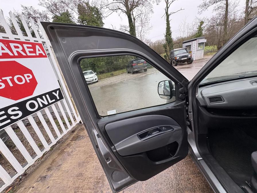 2015 Fiat Doblo Cargo – Model: Doblo SX MultiJet – DN15AOO