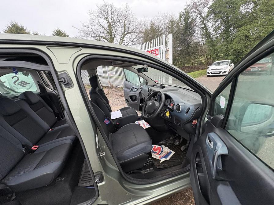 2008 Peugeot Partner Tepee – Model: Partner Tepee S HDi 75 – WN58EOB