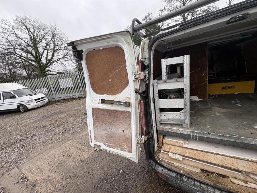 2014 Ford Transit Custom – Model: Transit Custom 290 E-Tech – MJ14KVR