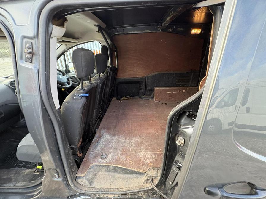 2018 Citroen Berlingo – Model: Berlingo 625 Enterprise Blue HDi – BD18UGY