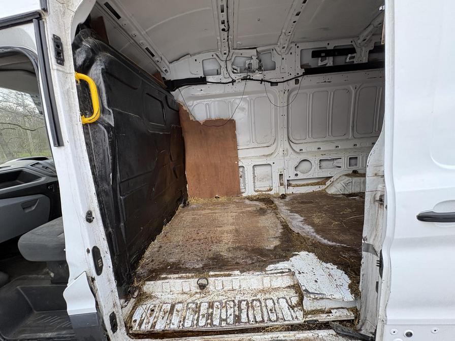 2017 Ford Transit – Model: Transit 350 – FG67FMV