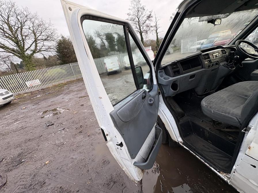 2013 Ford Transit – Model: Transit 125 T350 RWD – SW63BYR