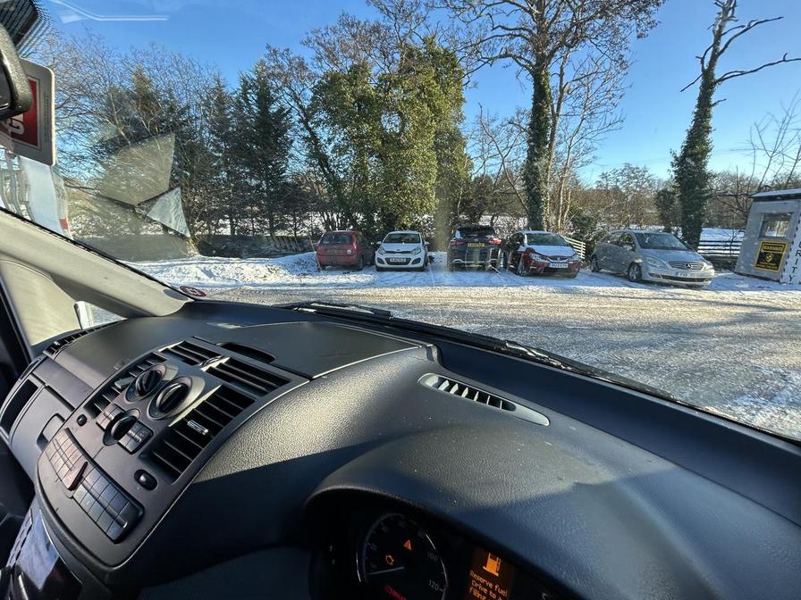 2009 Mercedes-Benz Vito – Model: Vito 111 CDI Compact – YG09WZJ