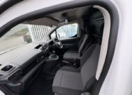 2020 Vauxhall Combo – Model: Combo 2300 Sportive S/S – DV70UHU