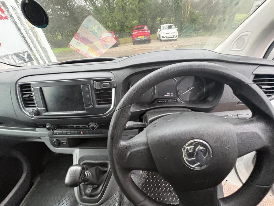 2020 Vauxhall Vivaro – Model: Vivaro 2900 Dynamic S/S – DY20TXT