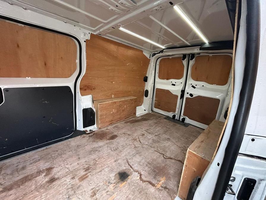 2021 Vauxhall Vivaro – Model: Vivaro 2900 Sportive S/S – DV21HDU