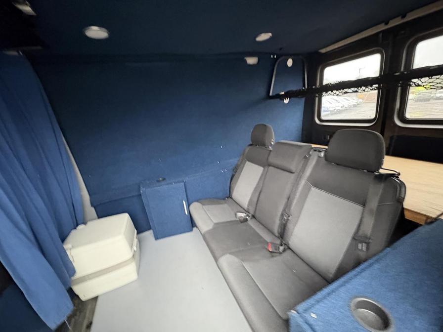 2005 Mercedes-Benz Sprinter – Model: Sprinter 208 CDI SWB – DE55FPD