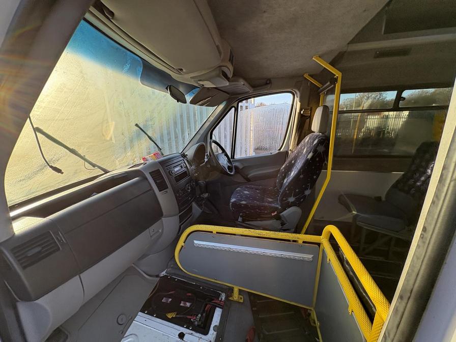 2006 Mercedes-Benz Sprinter – Model: Sprinter 311 CDI MWB – BT56GLY