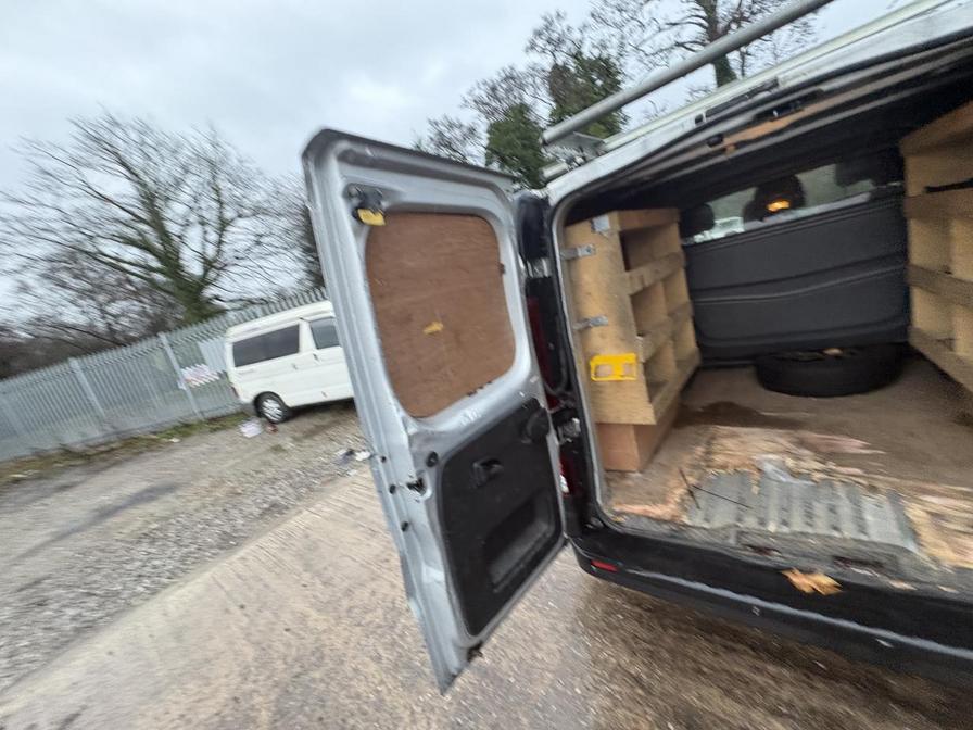 2018 Vauxhall Vivaro – Model: Vivaro 2900 Bi-T CDTi S/S – MK68AWY